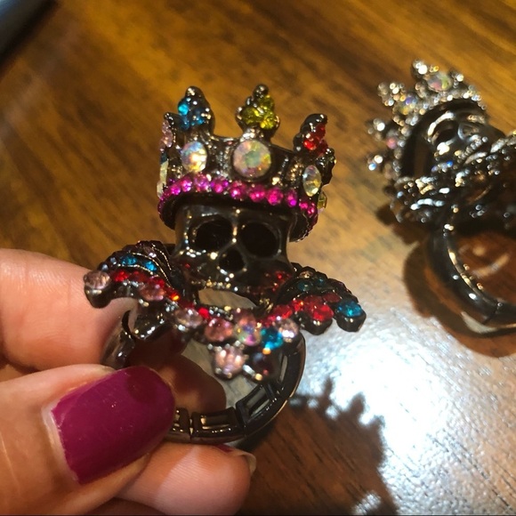 Halloween Skeleton Skull Ring Stretch Link Band - Picture 6 of 7